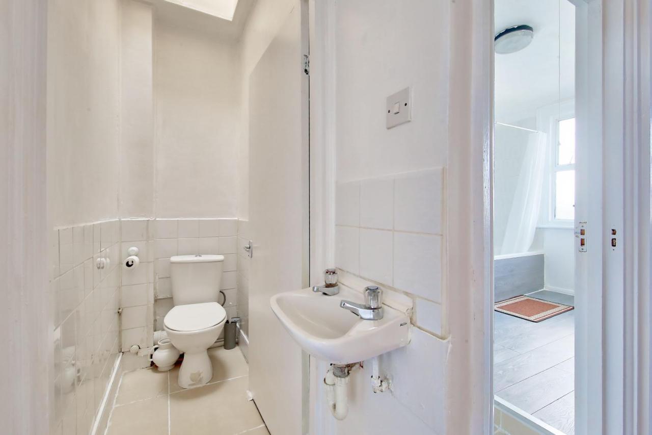 Hotel Cozy London Flat Esterno foto